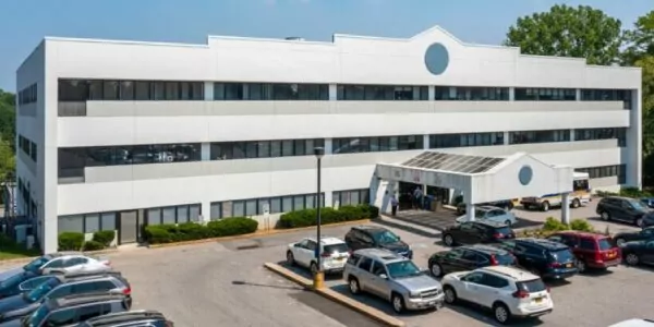 admiral real estate - 970 north broadway yonkers office 1